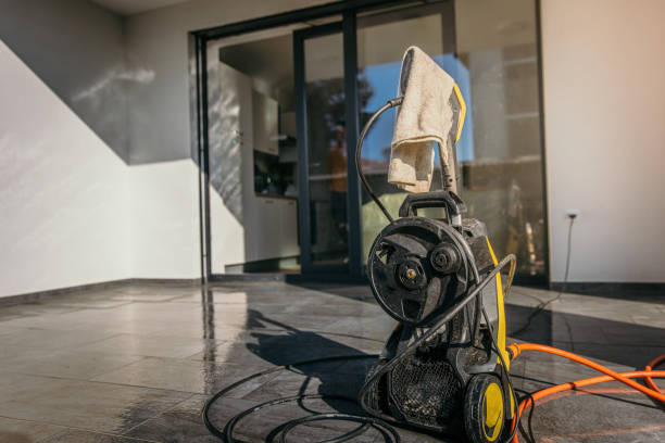 Best Restaurant Pressure Washing  in Three Oaks, FL